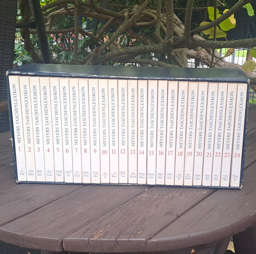 Meyers taschenlexikon - meyers, 24